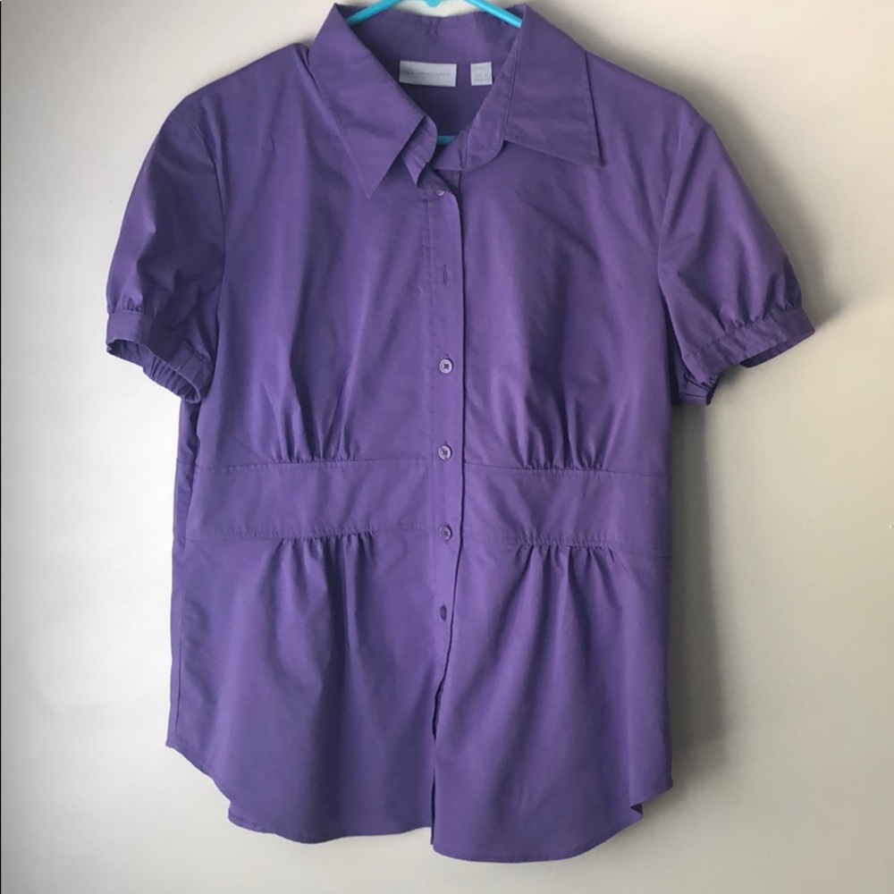 Women's button shirt